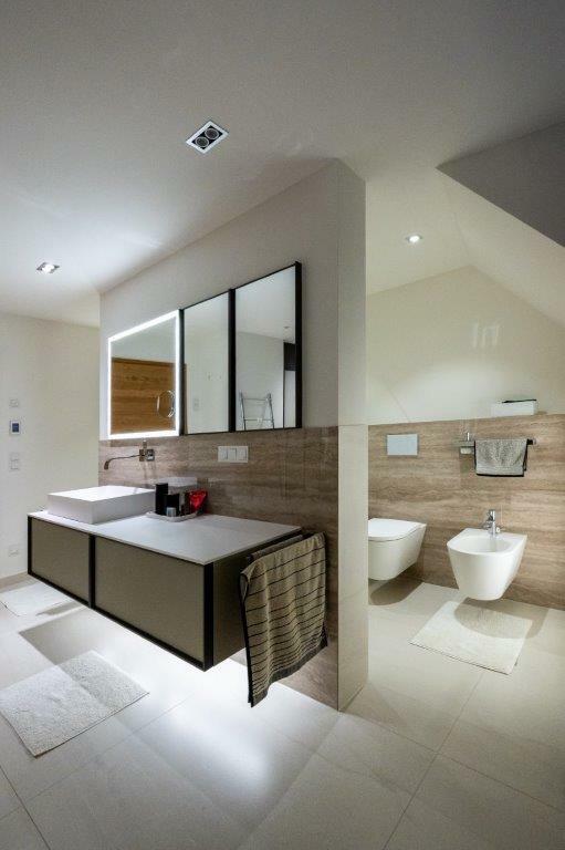 Anzeneder_03_Referenzen_510x760px