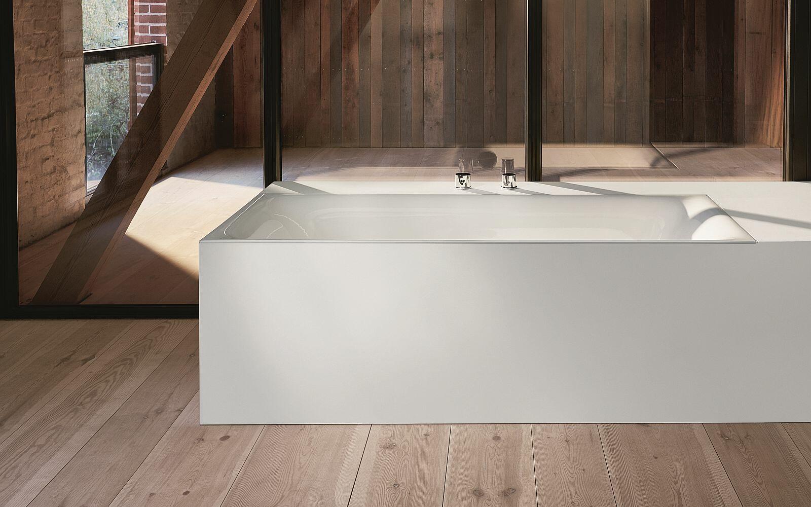 Wanne BetteLux auf Holzboden